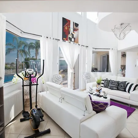 Mandali 7 Villa Protaras